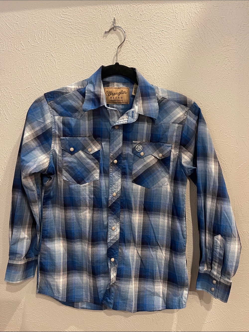 Wrangler Blue and White Plaid Button-Down Shirt - Boy’s size large.